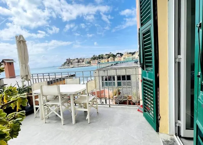 Comodissimo Gaslini E Mare